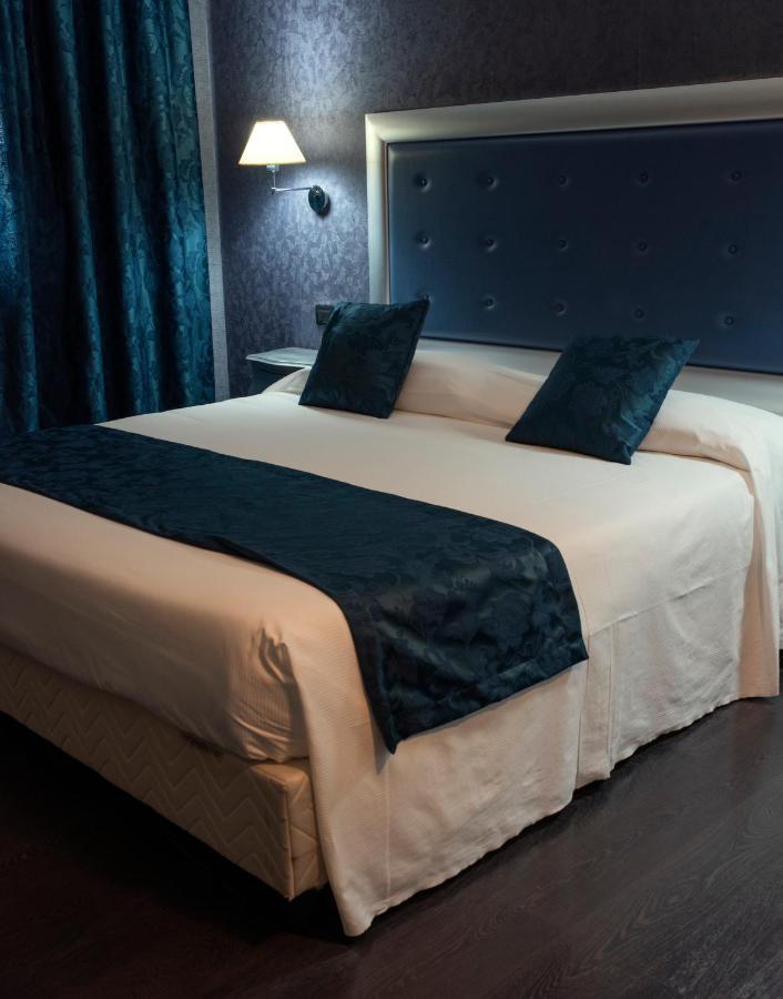 Hotel - Motel Flower Gropello Cairoli Ngoại thất bức ảnh