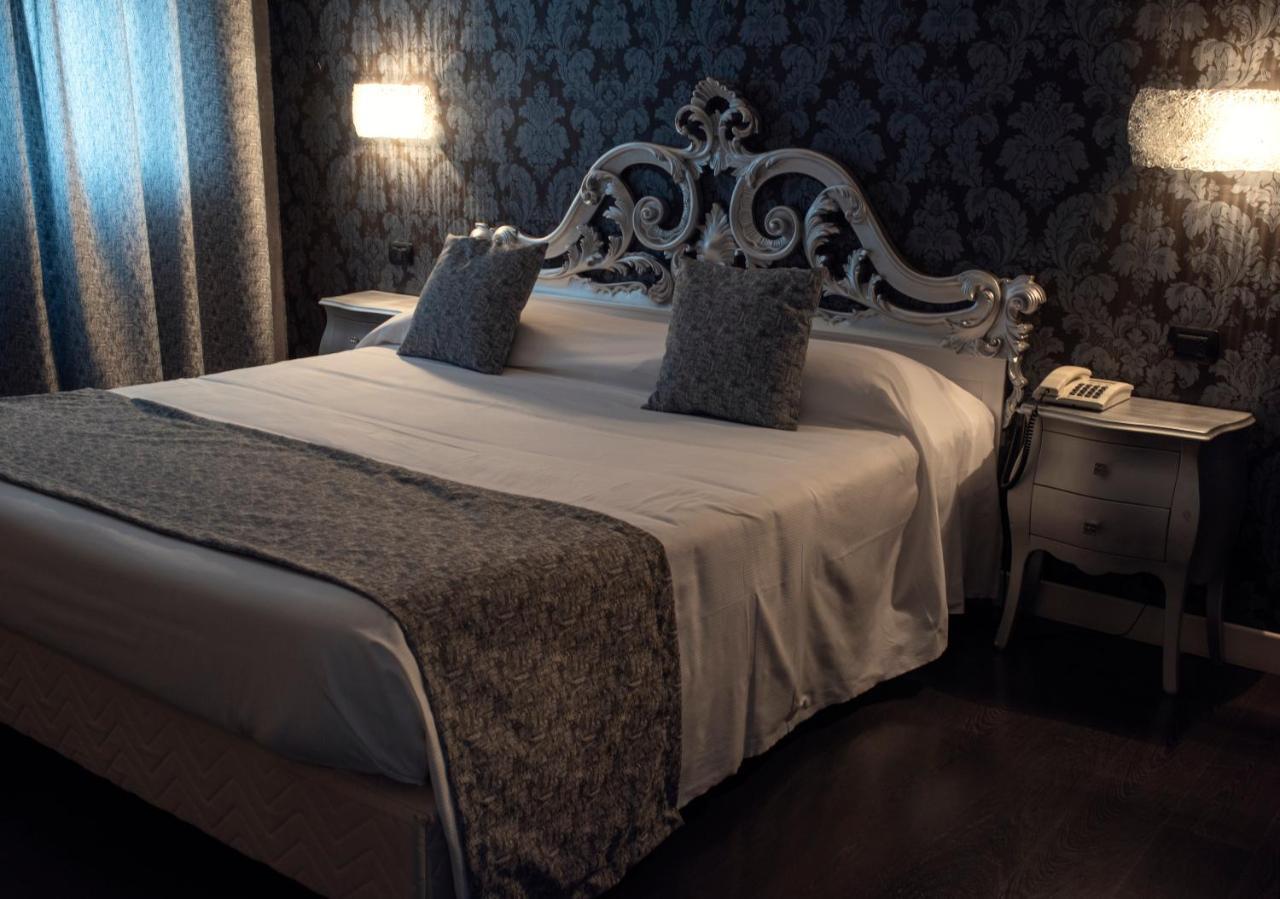 Hotel - Motel Flower Gropello Cairoli Ngoại thất bức ảnh