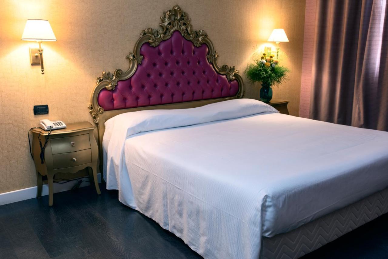 Hotel - Motel Flower Gropello Cairoli Ngoại thất bức ảnh