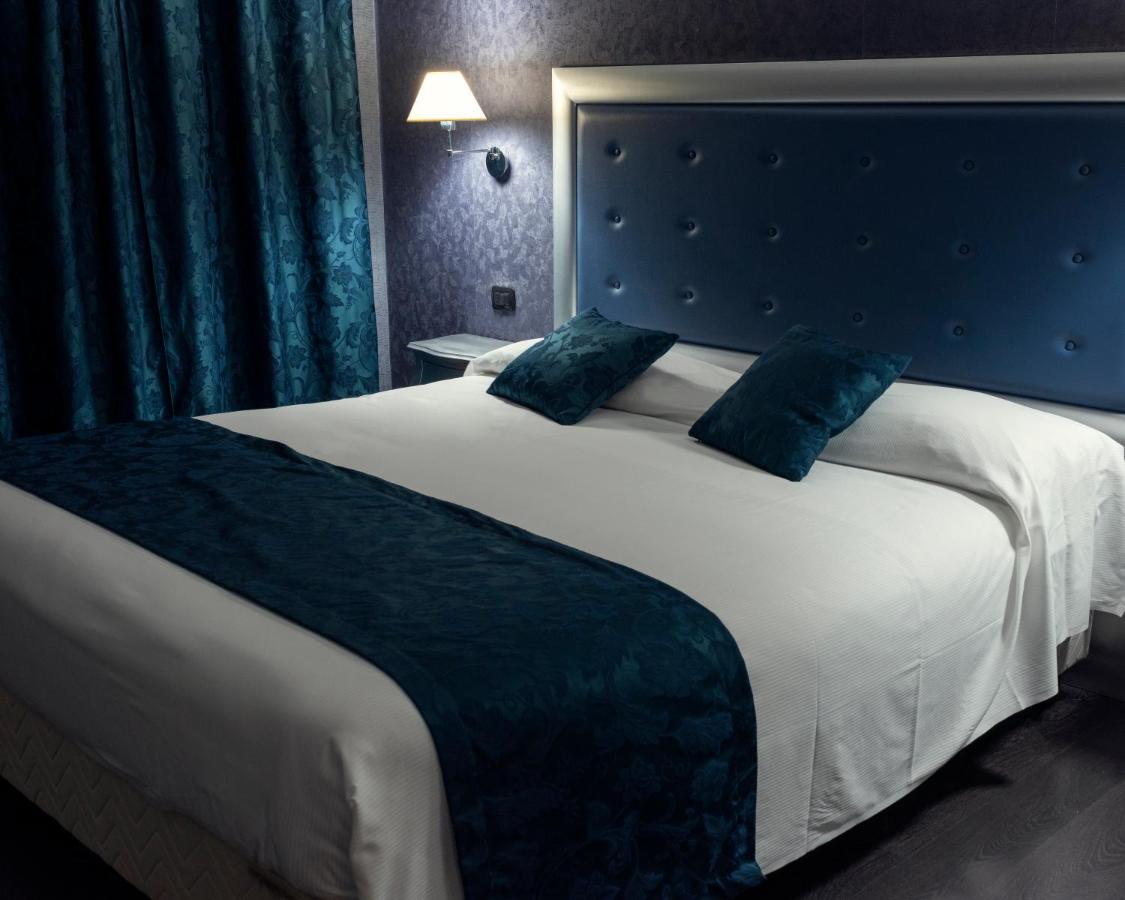 Hotel - Motel Flower Gropello Cairoli Ngoại thất bức ảnh