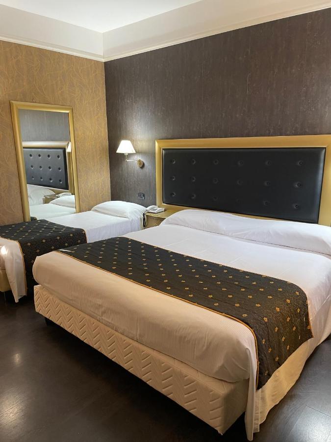 Hotel - Motel Flower Gropello Cairoli Ngoại thất bức ảnh